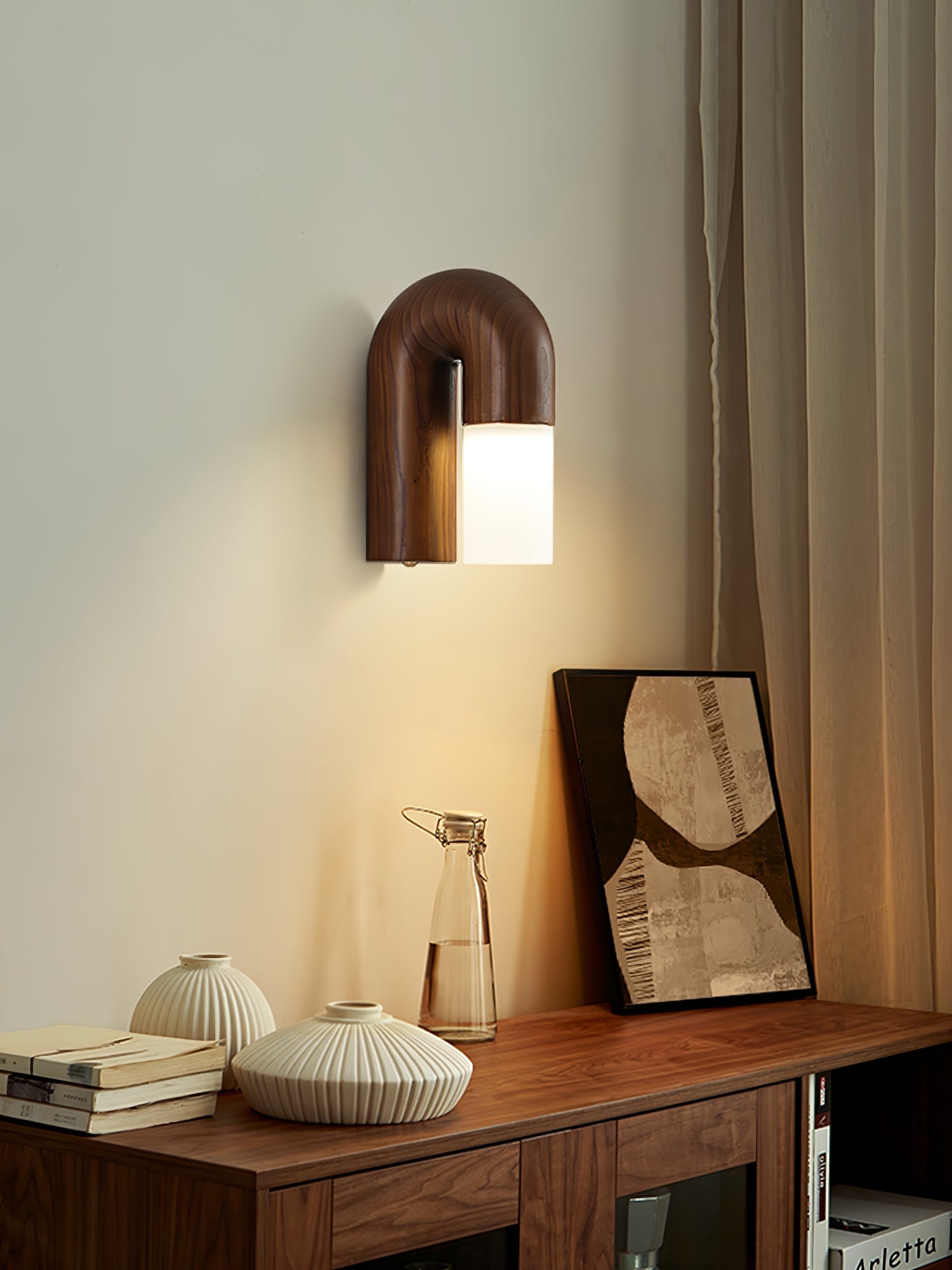 Wandleuchte Arcus aus Holz
