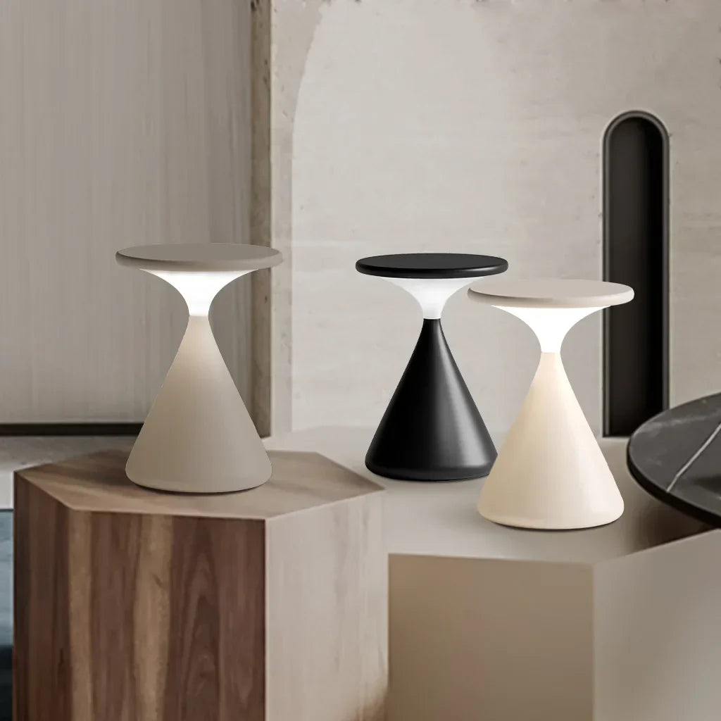 Aeron Sanduhr Kabel-Lampe