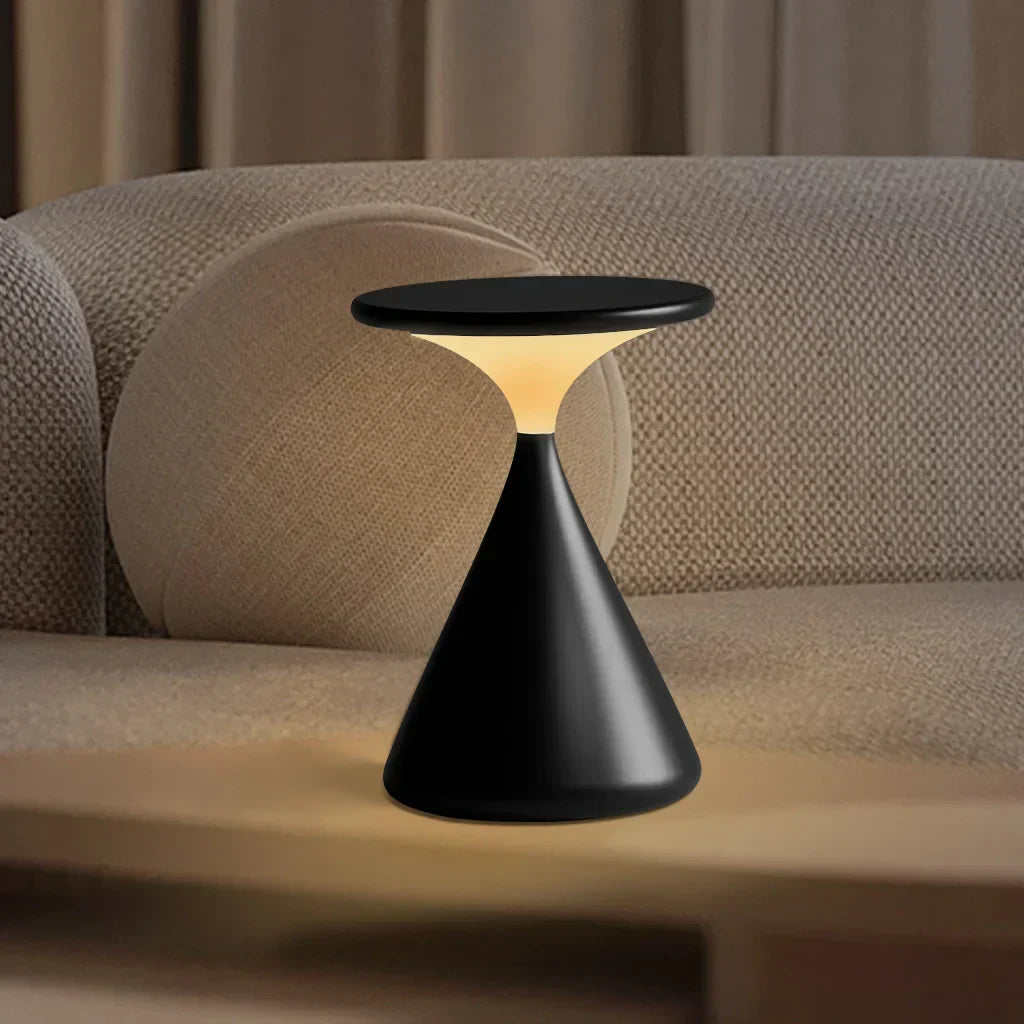 Aeron Sanduhr Kabel-Lampe