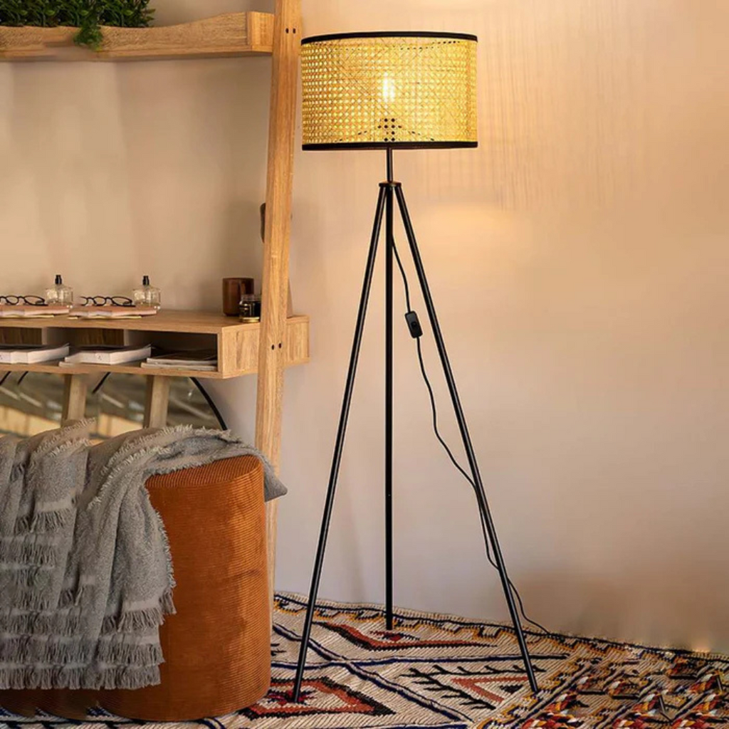 Demeter - Wohnzimmer Stehlampe