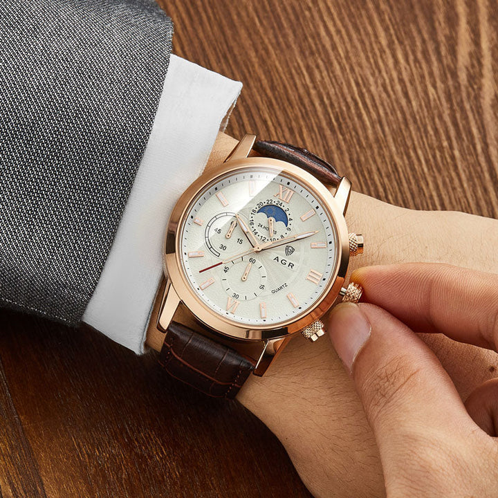 Luxurious Leather Quartz Watch