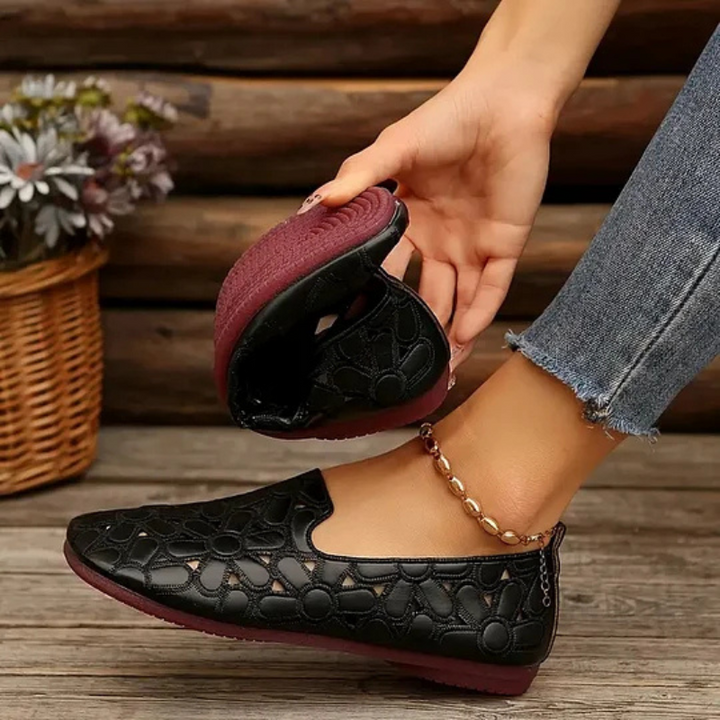 NOIRA ORTHOPEDIC BALLET FLATS