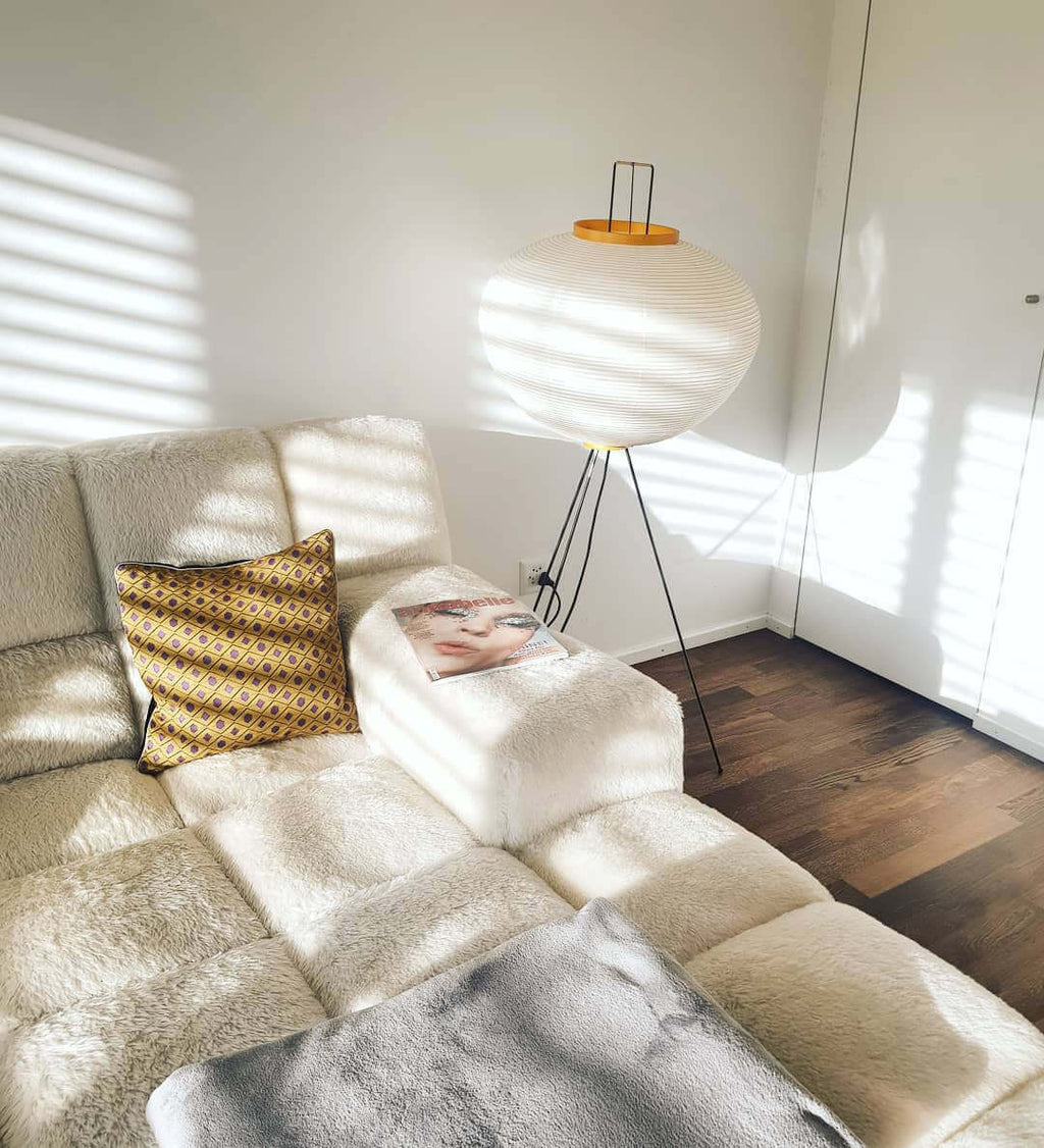 Zarte Reispapier Stehlampe