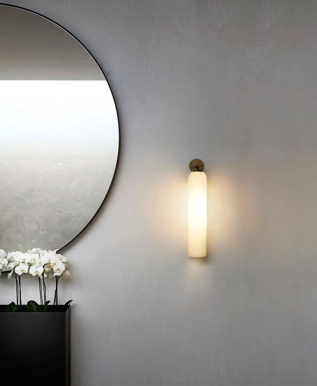 Kunstglas-Wandlampe