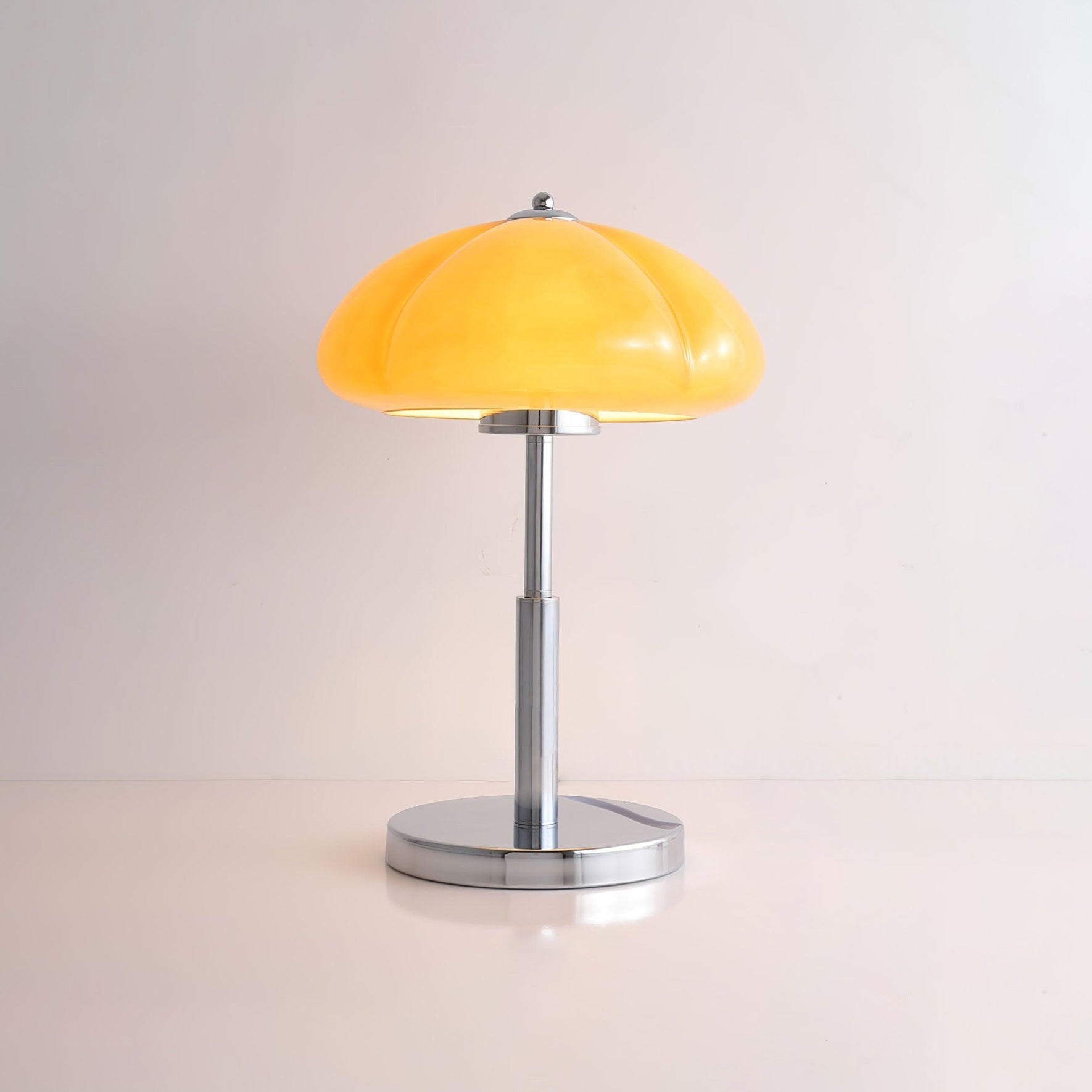 Klassische Bauhaus Pilzlampe