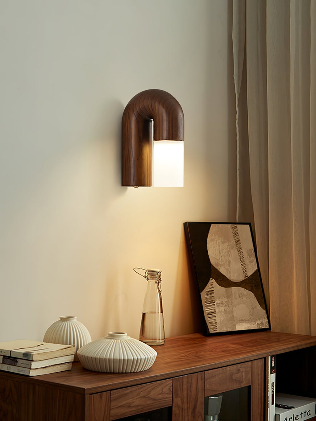Wandleuchte Arcus aus Holz