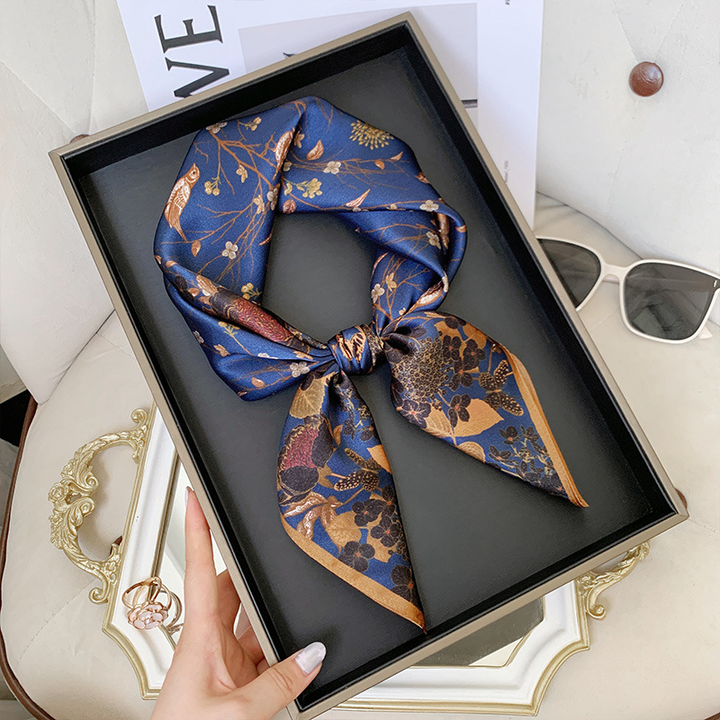 Stella Foulard (100% Silk - 68cm)