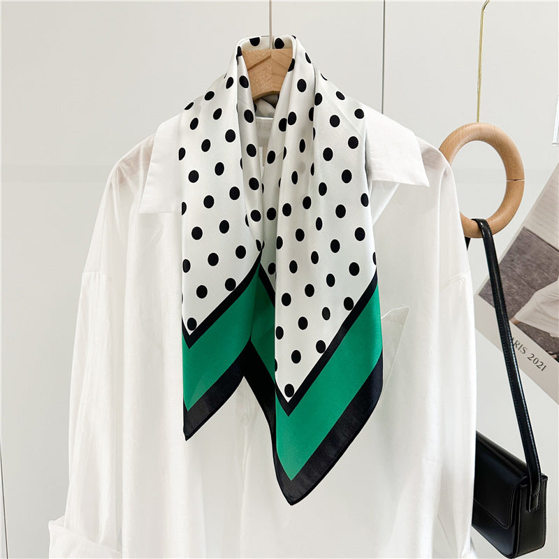 Erika Foulard (100% Silk - 70cm)