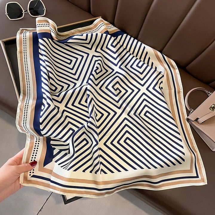 Vera Foulard (100% Silk - 68cm)
