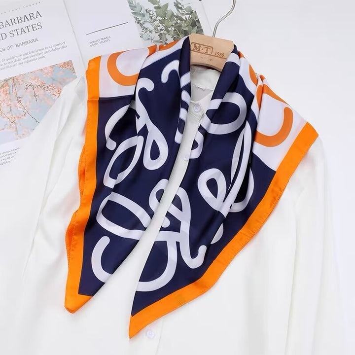 Daria Foulard (100% Silk - 68cm)