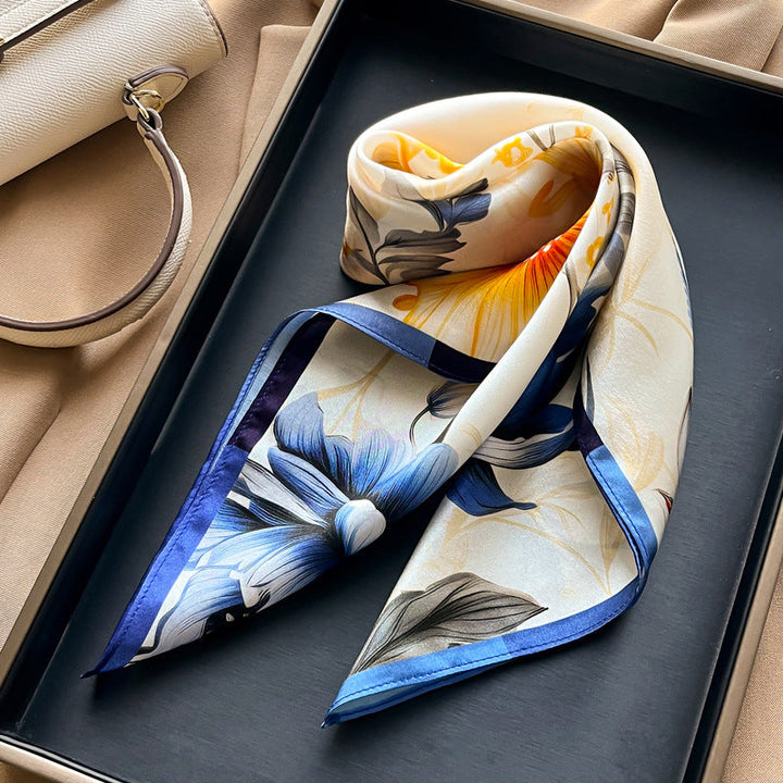 Yuki Foulard (100% Silk - 53cm)