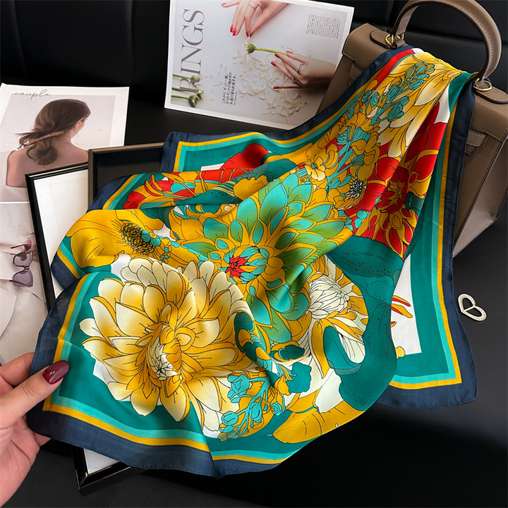 Zela Foulard (100% Silk - 70cm)