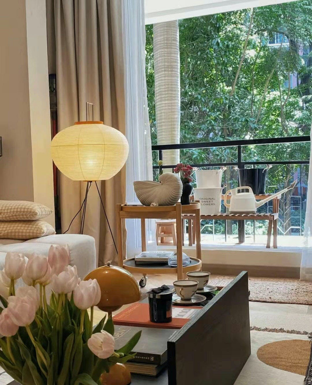 Zarte Reispapier Stehlampe