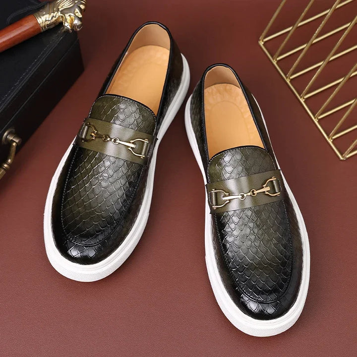 Men's Casual Shoes Embossed Leather Men Luxury British Style Penny Loafers Mens Slip-on Thick Sole Outdoor Flats New Arrival