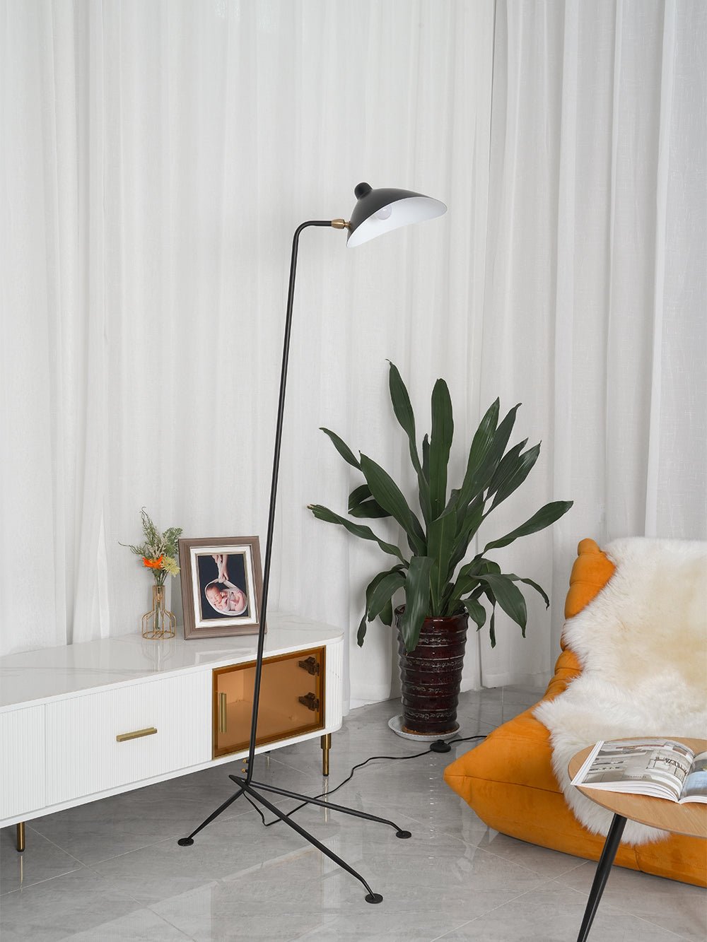 Seron – Dreifach-Armige Moderne Stehlampe